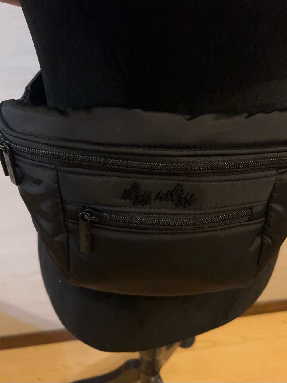 Itzy Ritzy. Ritzy Pack Fanny Pack & Crossbody Bag Black